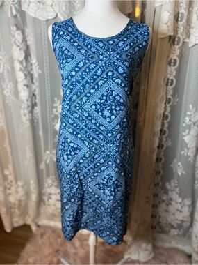 Aventura Blue Patterned Sleeveless Midi Dress Large